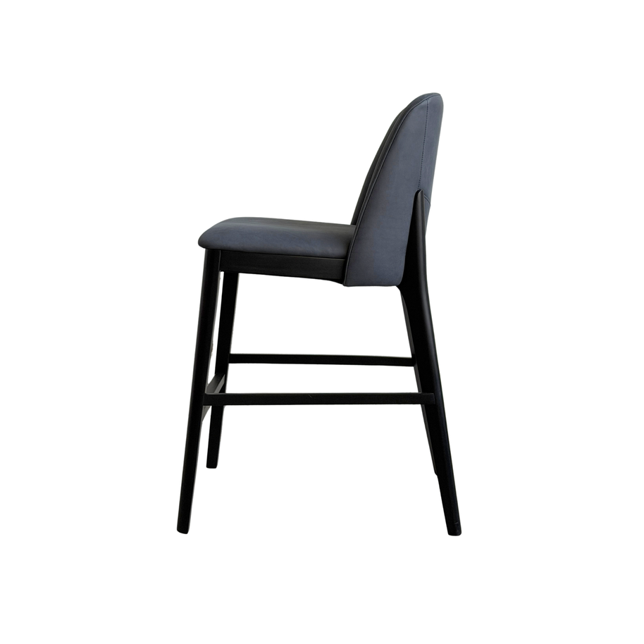 Marlon Barstool