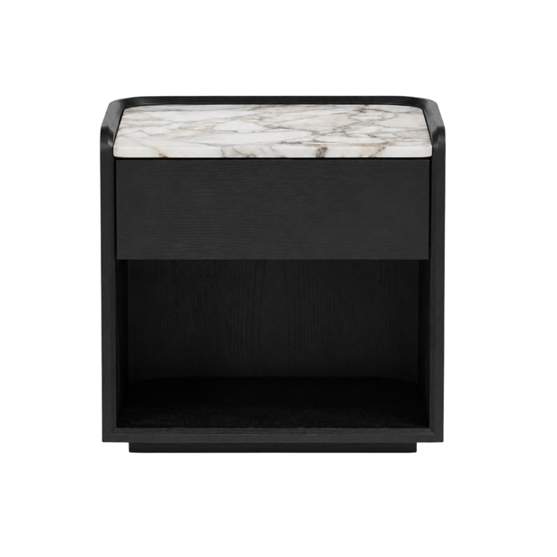Willa Bedside
