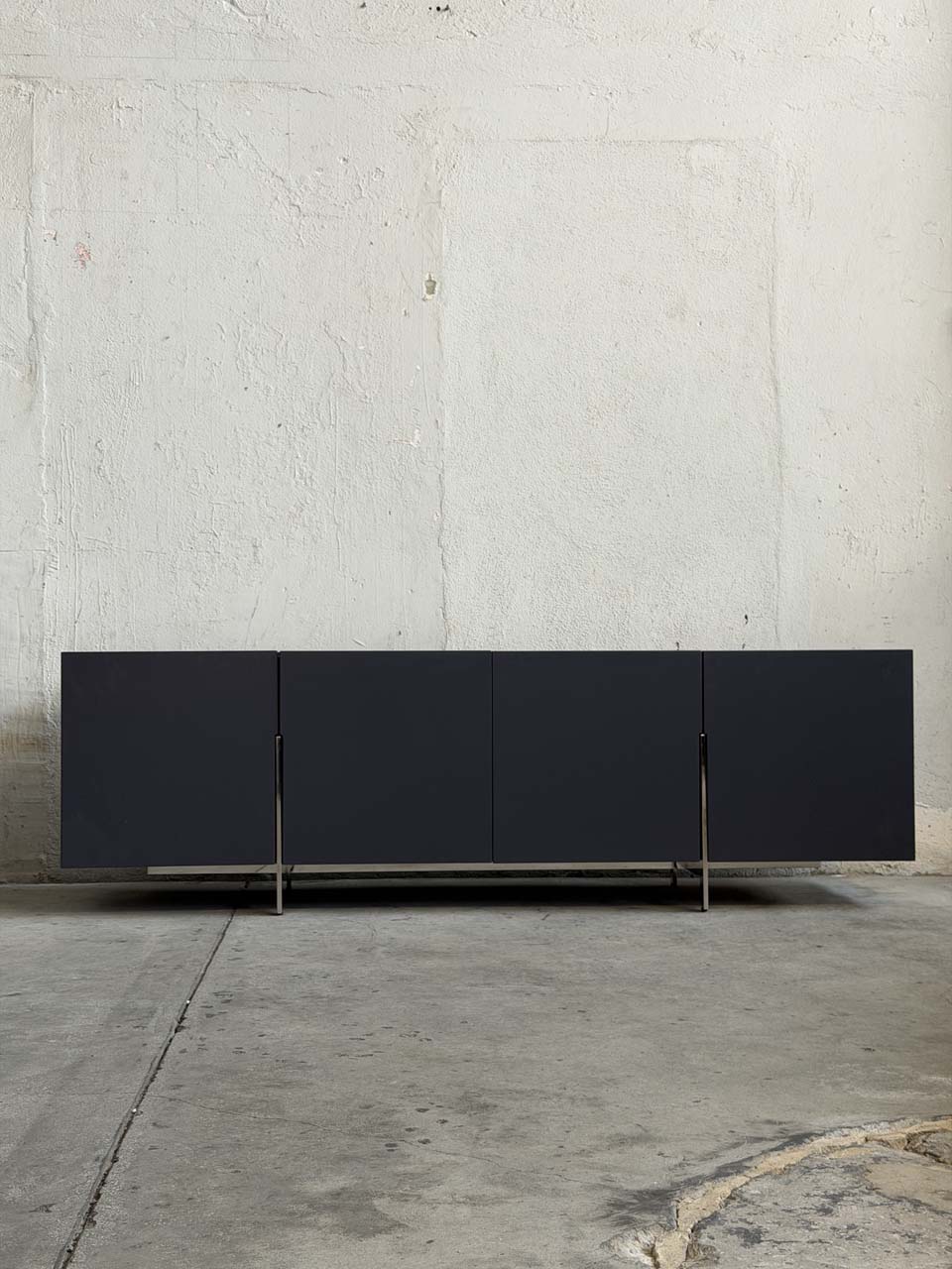 Hendrix Entertainment Unit